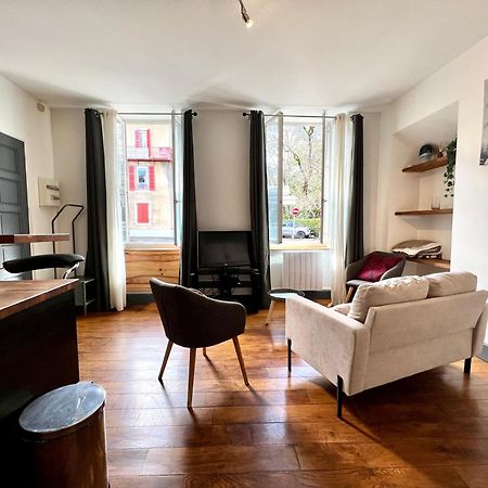 Joli Appartement En Centre Ville Bagnères-de-Bigorre Eksteriør billede