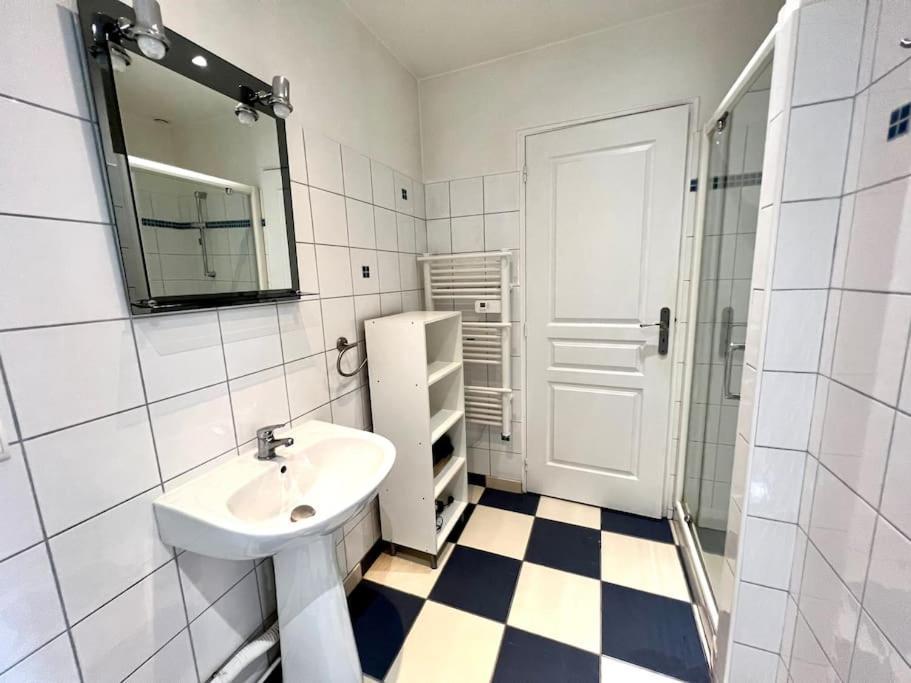Joli Appartement En Centre Ville Bagnères-de-Bigorre Eksteriør billede